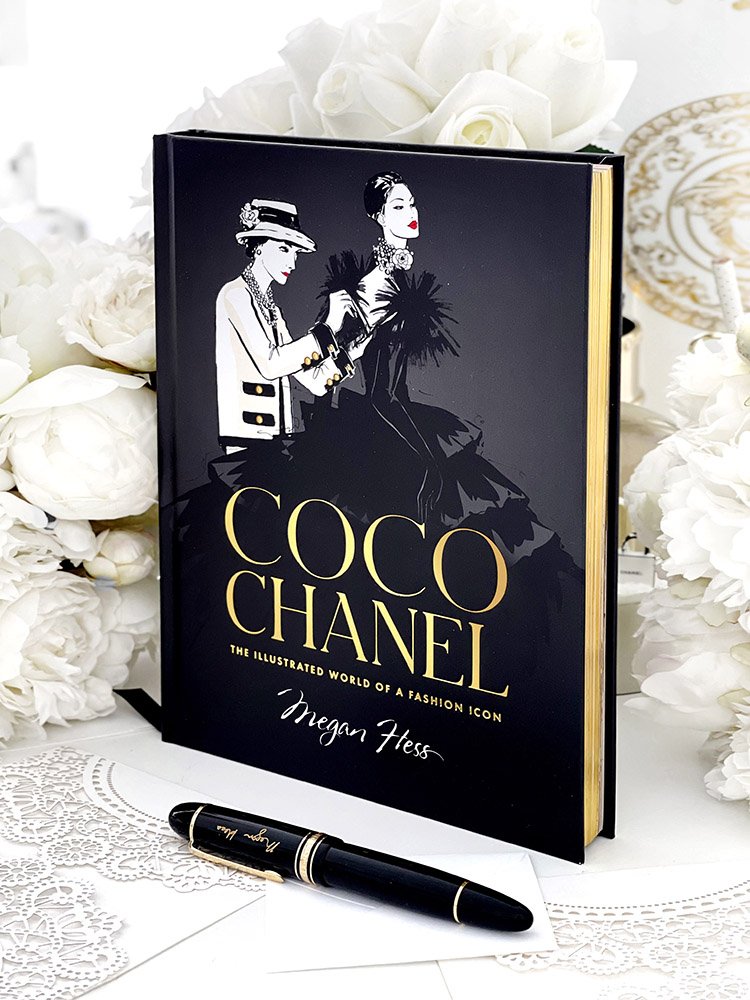 Coco Chanel: The Illustrated World of a Fashion Icon – Megan Hess